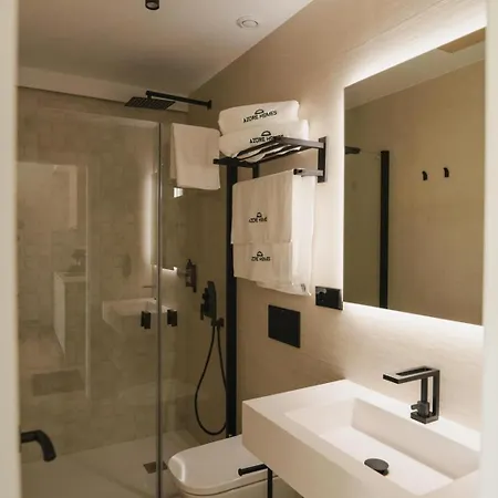Apartment Azure Homes *